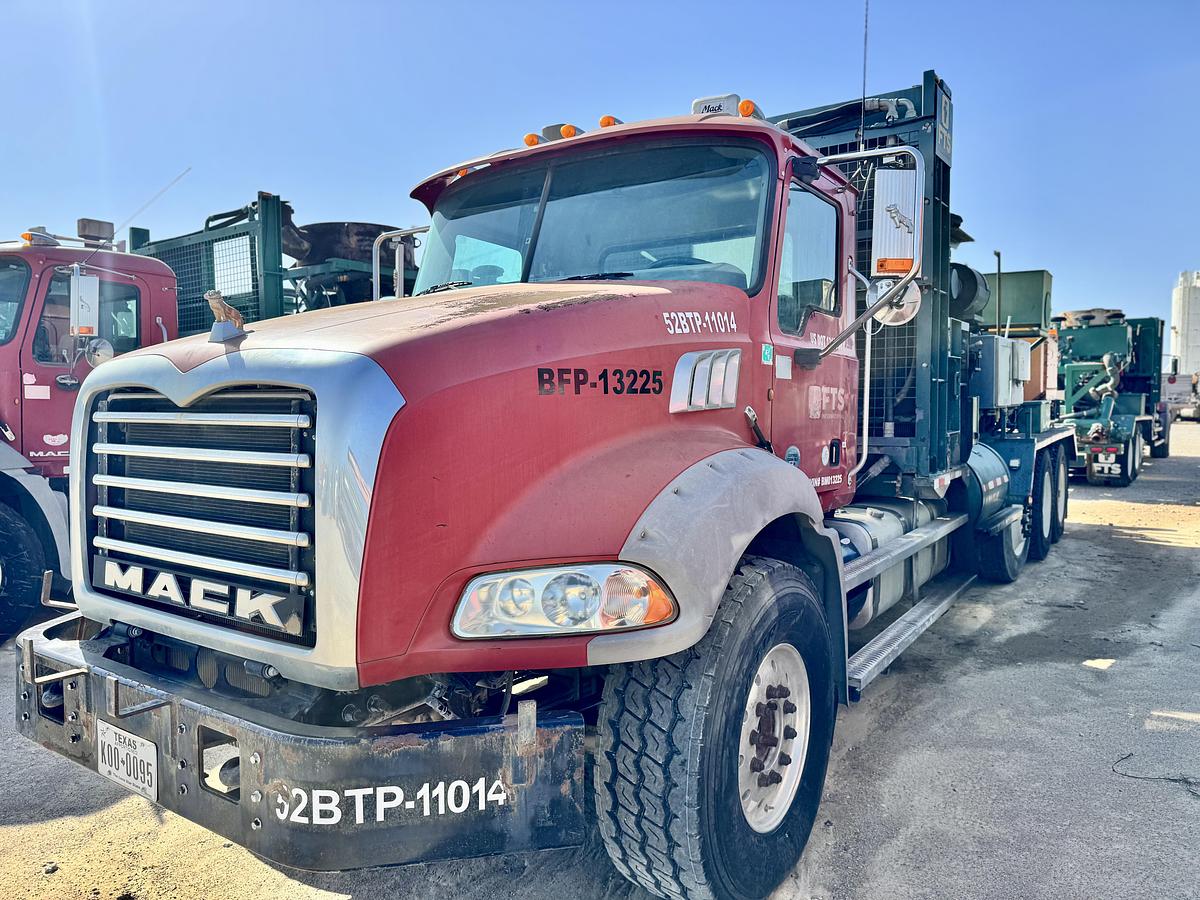 Used 2011 Mack High-Pressure Frac Pump Truck - GU813