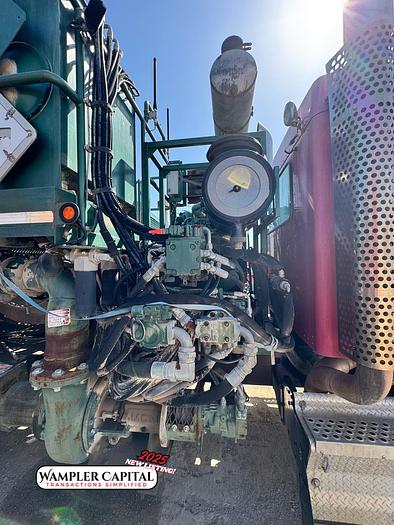 Used High-Capacity Frac Blender Truck - T800