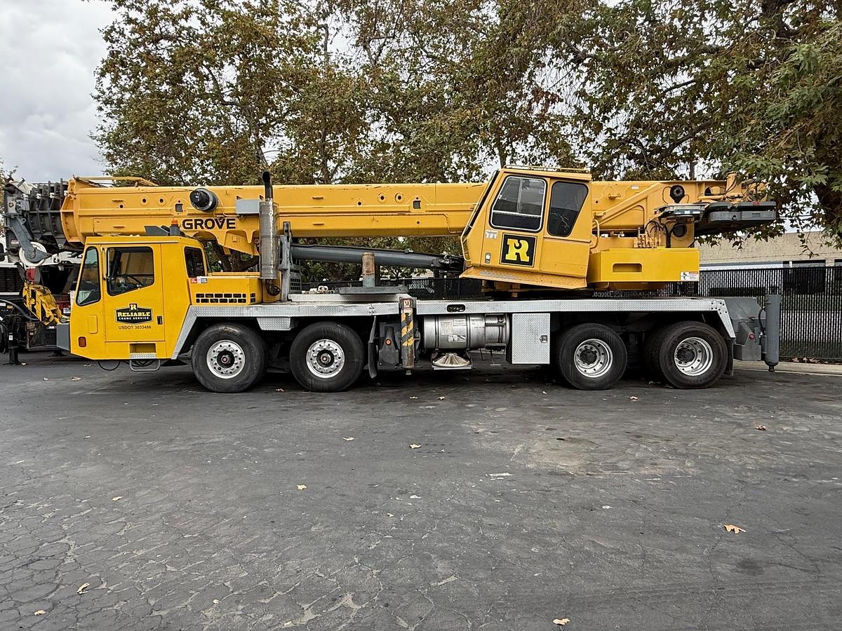 Used 2004 Grove TMS 9000E Hydraulic Truck Crane