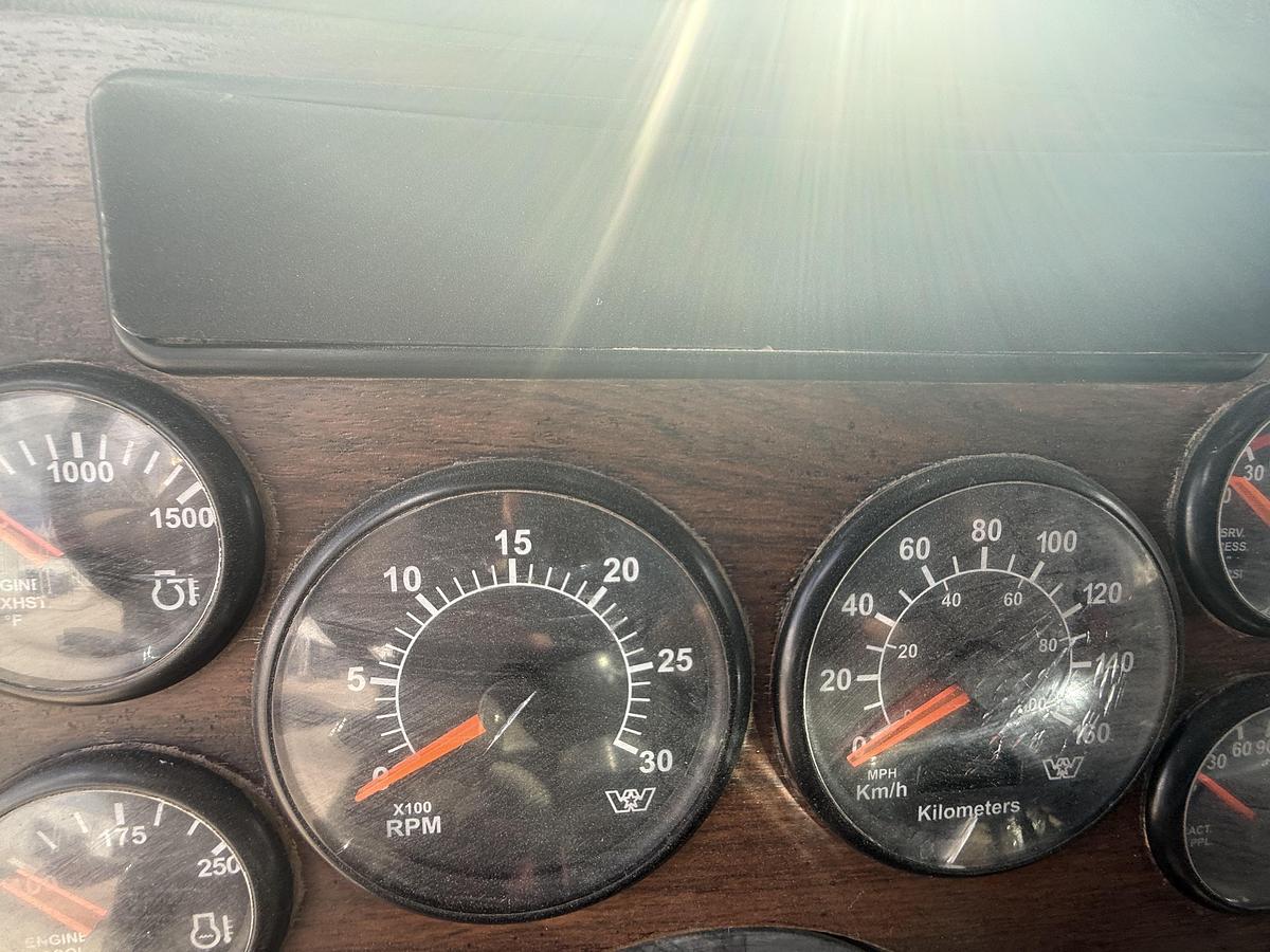 Used 2006 Western Star 4900 Boom Truck, Sleeper