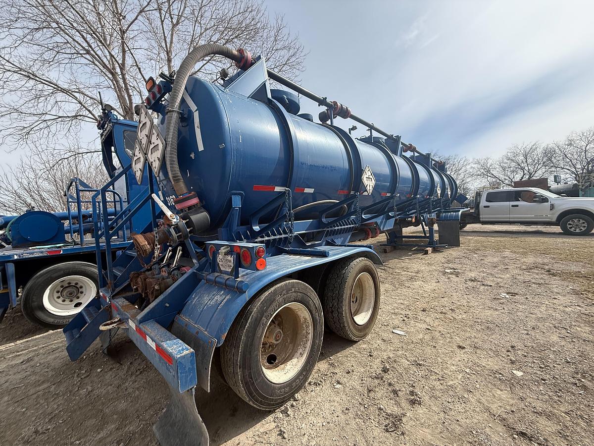 Used 2013 Worley 5,000-Gal Transport Trailer