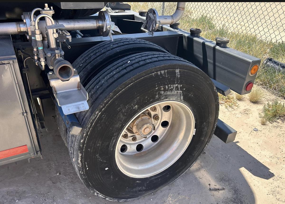 Used 2012 Overbilt Trailer Company Nitrogen Pump Trailer