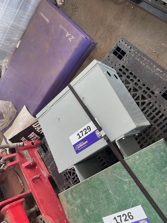 Used Dry-Type Electrical Distribution Transformer