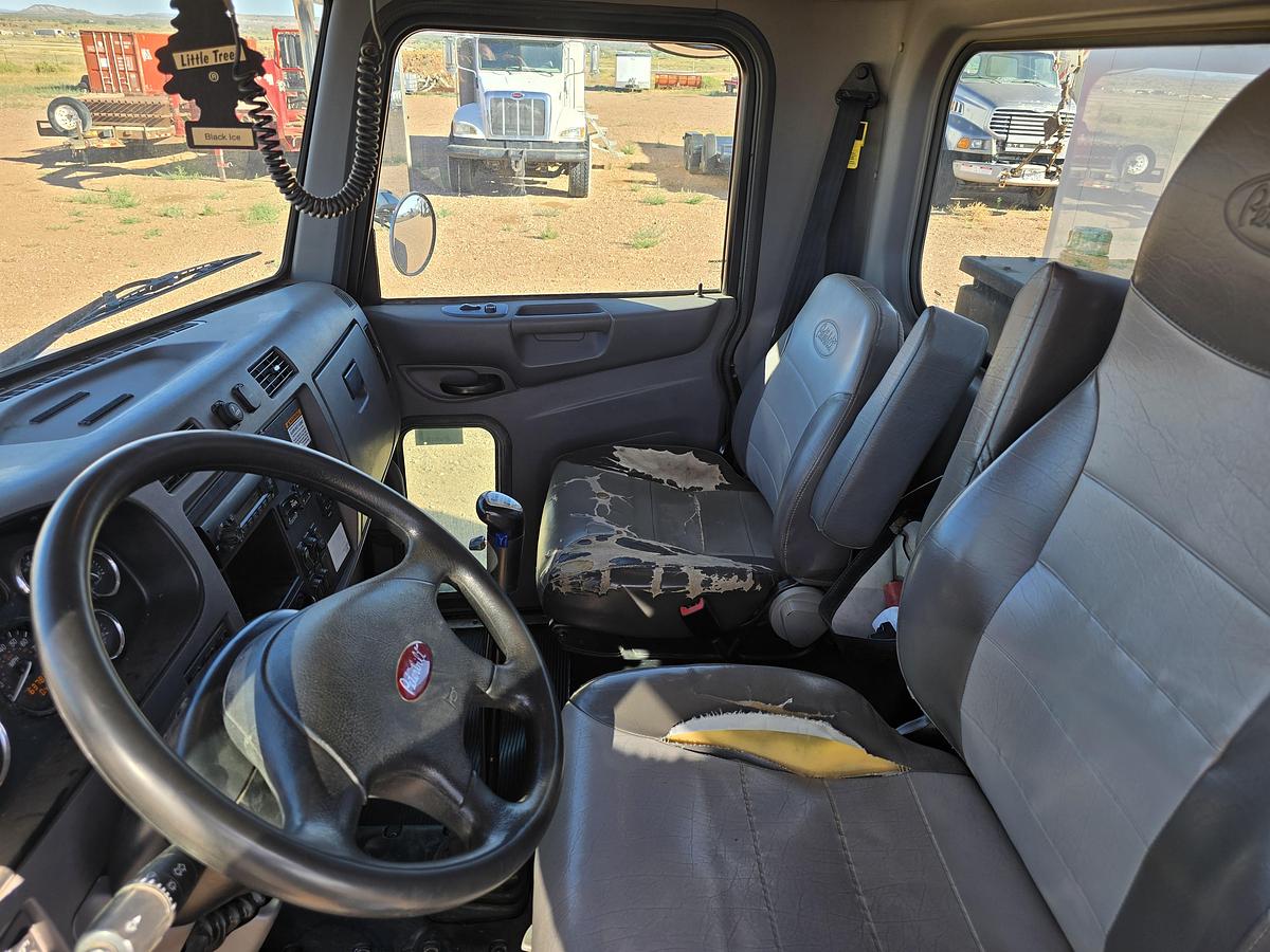 Used 2013 Peterbilt Extreme Wireline Truck