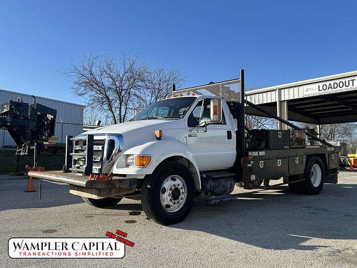 2011 Ford F650 Roustabout Truck