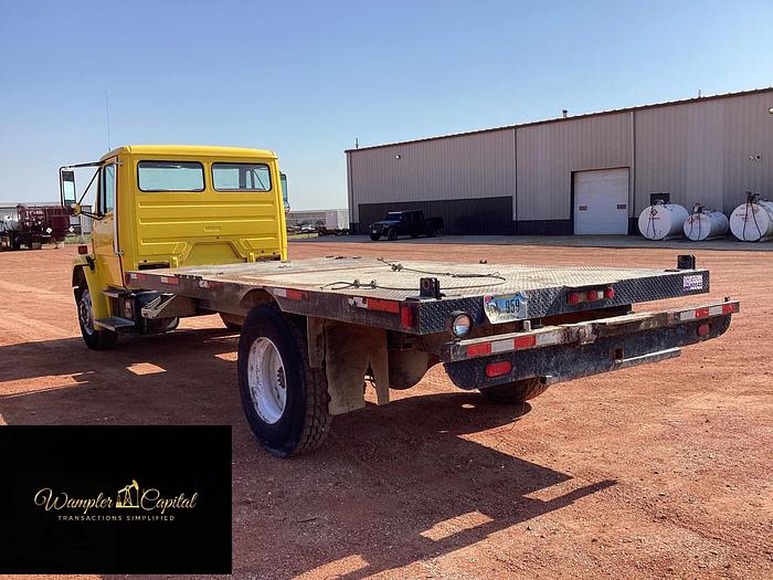 Used 2000 Freightliner FL70 Flatbed Truck FL70