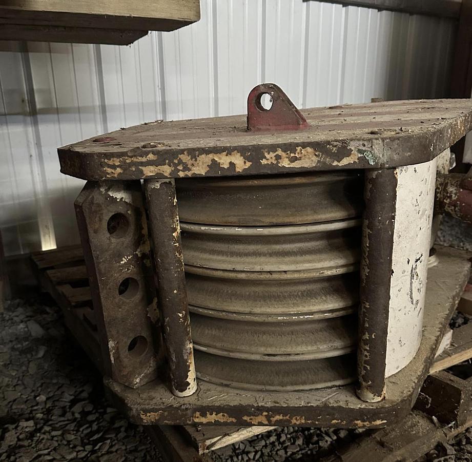 Used 80 Ton Liebheer Block Plastic Pulleys