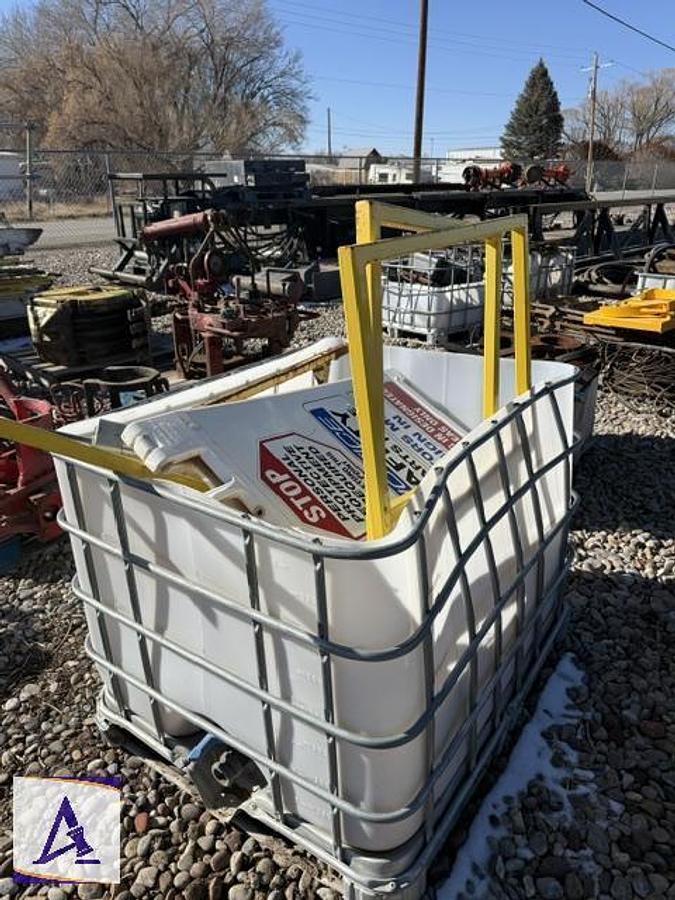 Used Chemical Tote with Handrails