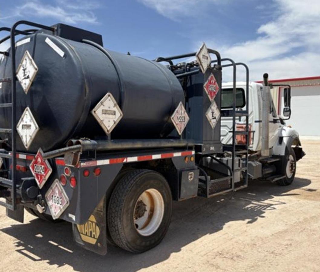 Used 2013 INTERNATIONAL WORKSTAR 7400 S/A CHEMICAL THEATER TRUCK 