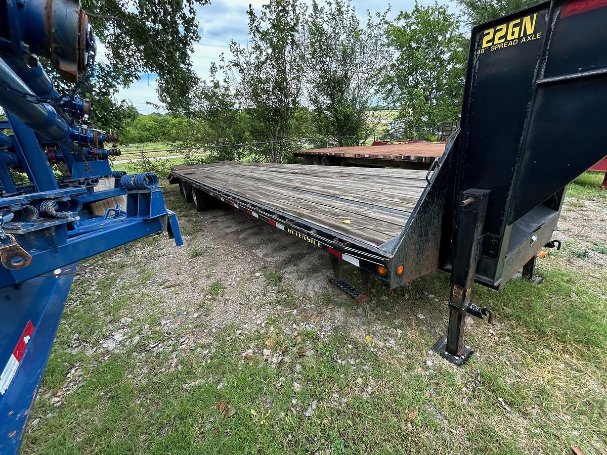 Used 2013 Big Tex 25ft Gooseneck Trailer
