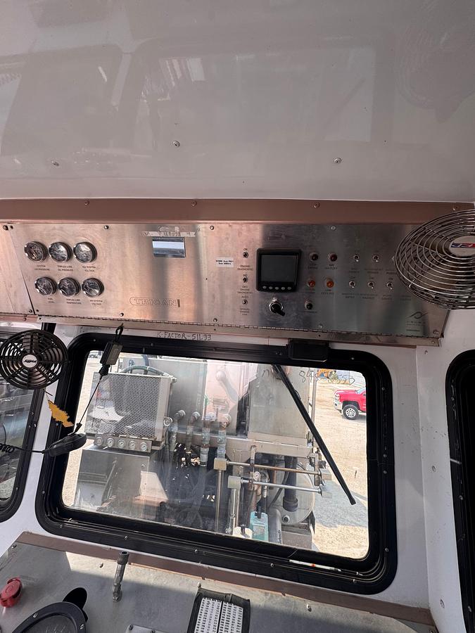Used 2006 Peerless 42ft Tri-Axel Drop Deck Non-Fired Nitrogen Pump Trailer