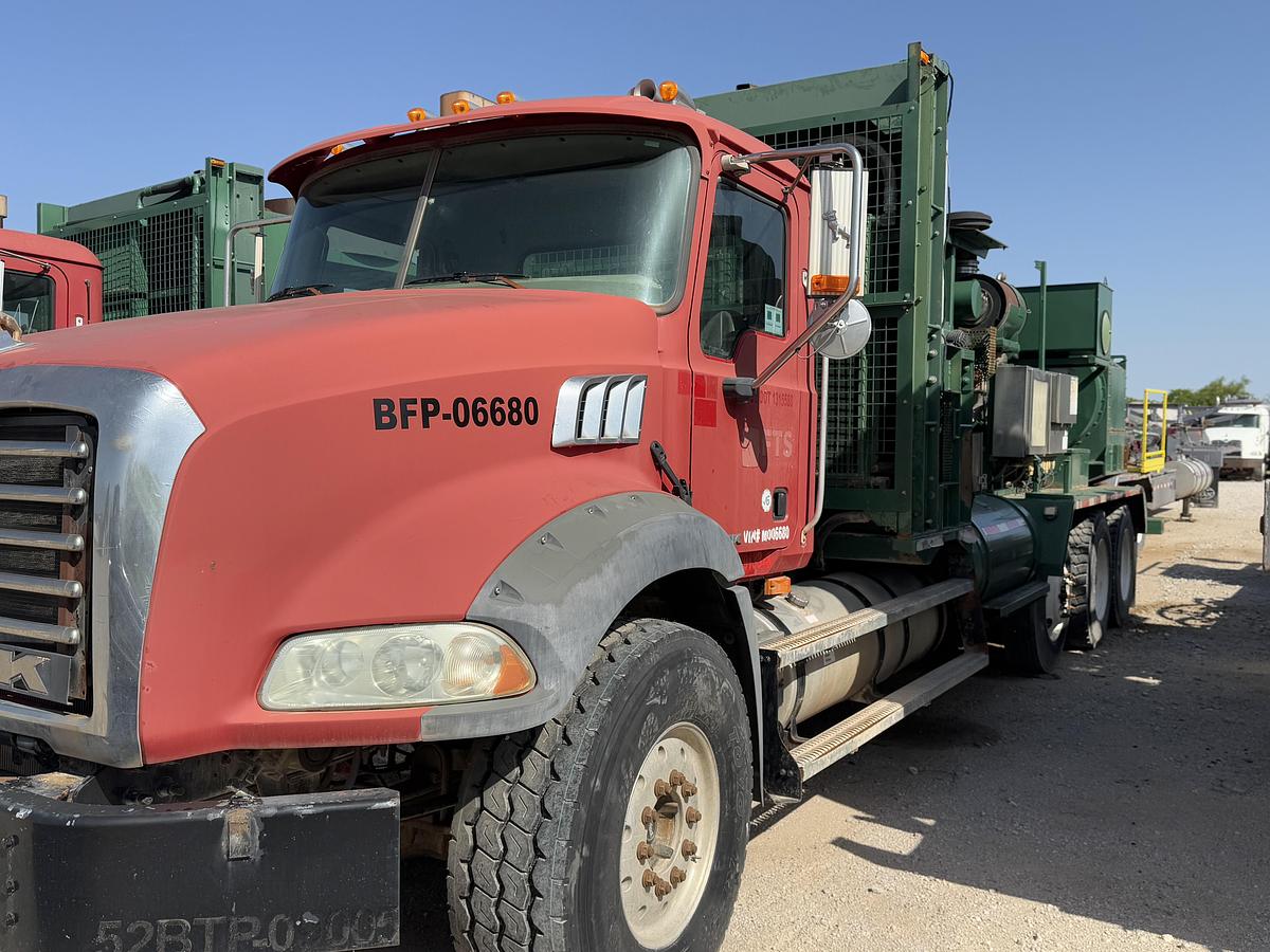 Used 2008 Mack High-Pressure Frac Pump Truck - GU813