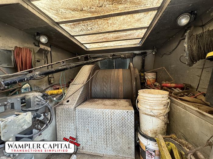 Used 2001 Freightliner Cabover Wireline Truck - CAT C16 Diesel Engine - GREAT TRUCK!