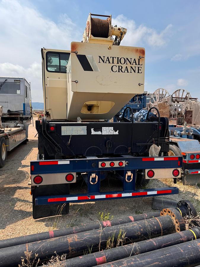 Used 2008 National 1800 Series 40 Ton Crane Trailer