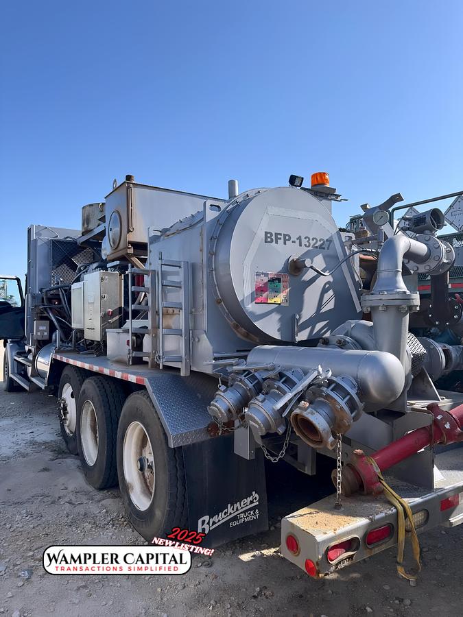 Used 2010 Mack High-Pressure Frac Pump Truck - GU814