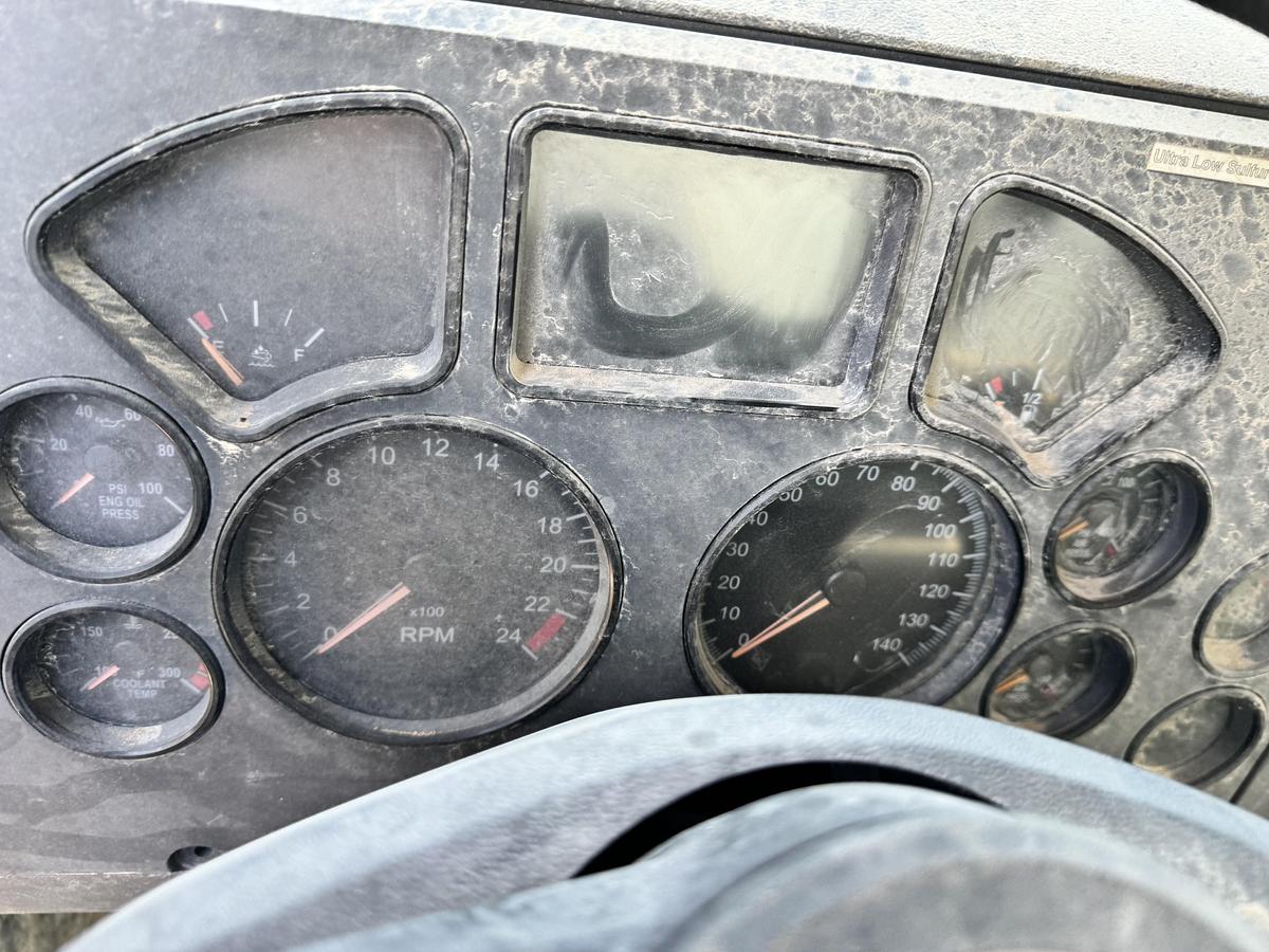 Used 2011 Mack High-Pressure Frac Pump Truck - GU813