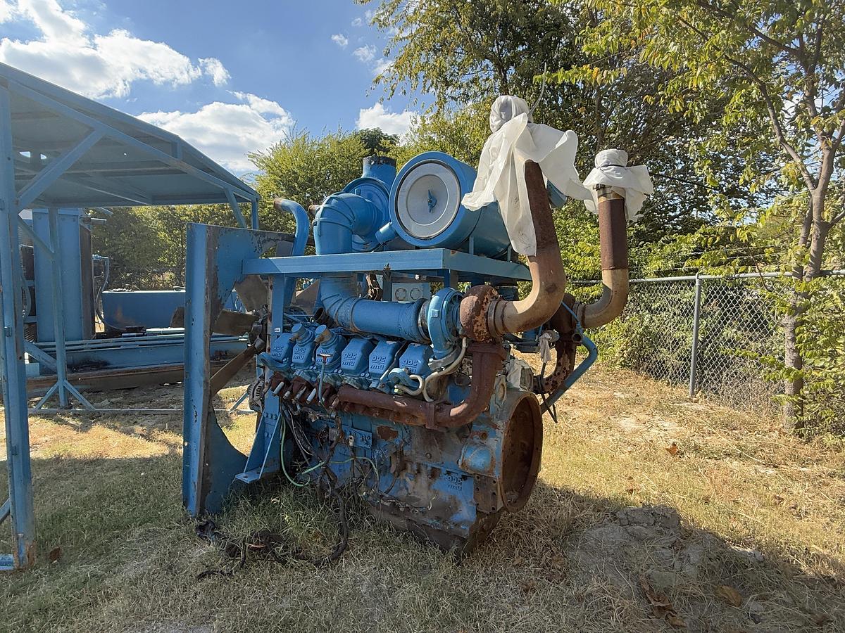 Used OPI 1000 Triplex Pump w/ Detroit Series 2000 Diesel Engine