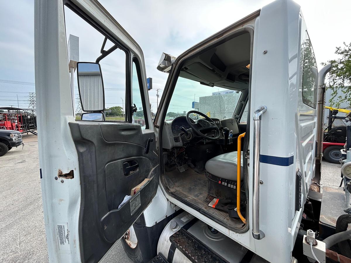 Used 2013 International Workstar 7400 Chemical Theater Truck
