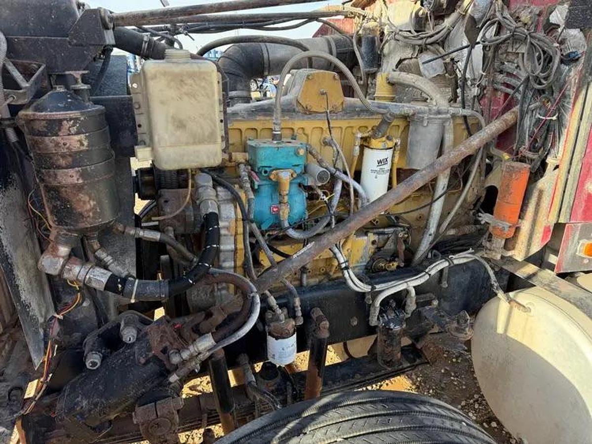 Used 1986 Western Star 4964 Tulsa 65K Mech Winch Truck