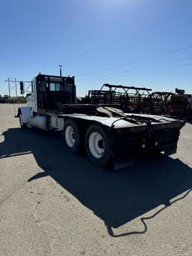 Used 1990 Peterbilt 379 Winch Truck - Caterpillar 3406B - Tulsa RN40 40,000 Pound Winch! GREAT TRUCK!