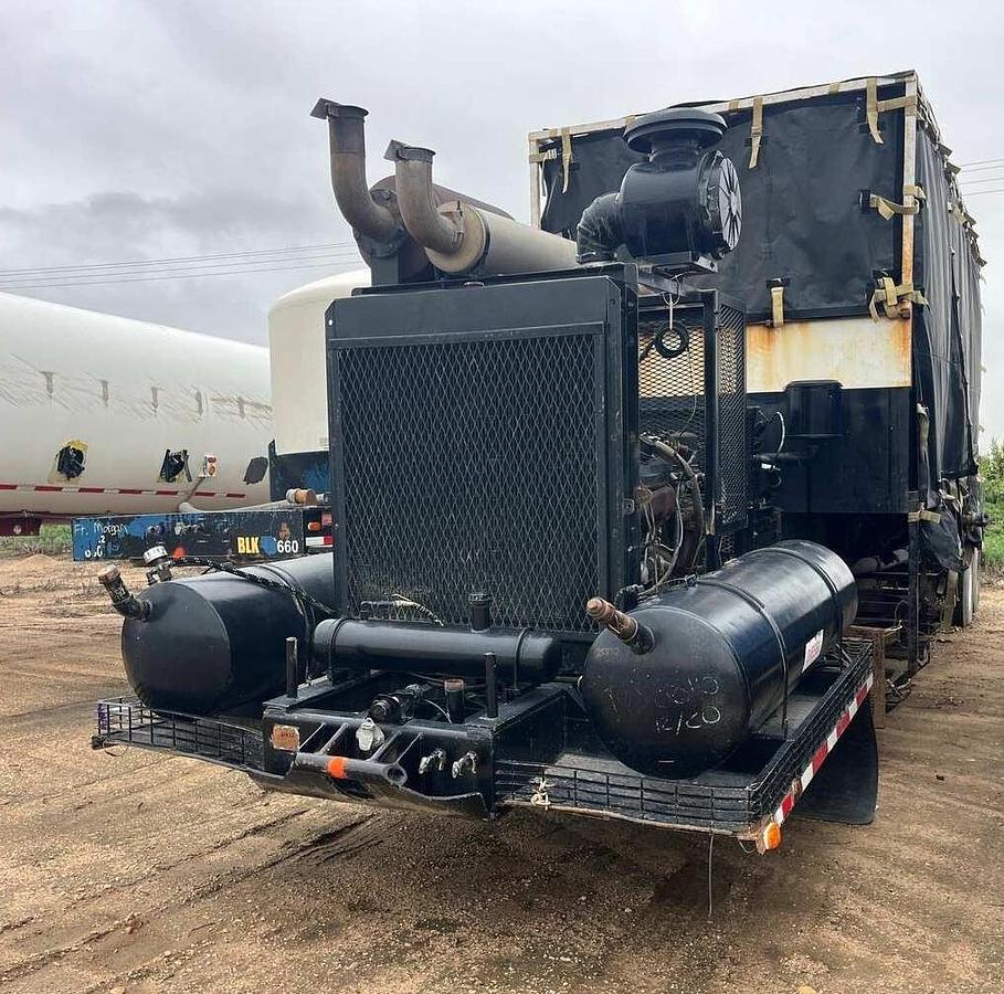 Used HT-400 TRAILER MOUNTED CEMENTER P/B DETROIT DIESEL 8V-92T DIESEL ENGINE