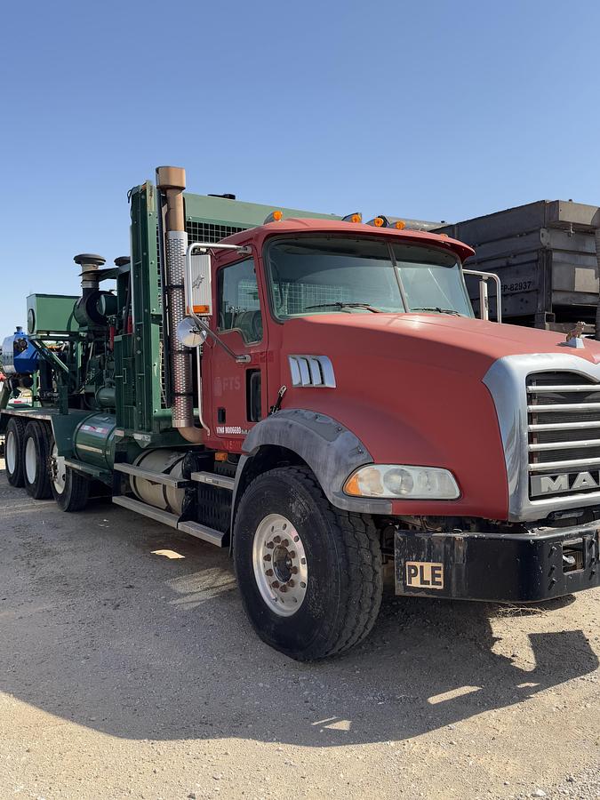 Used 2008 Mack High-Pressure Frac Pump Truck - GU813