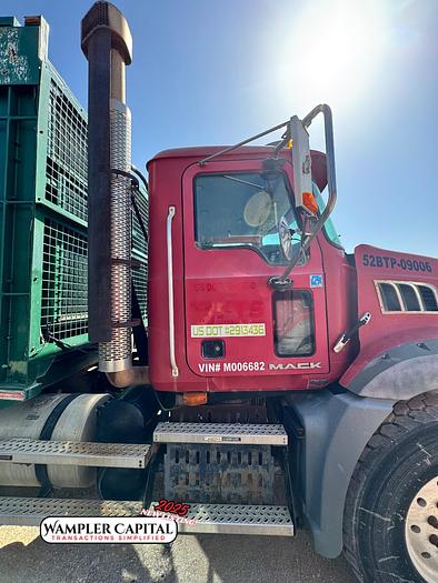 Used 2009 Mack High-Pressure Frac Pump Truck - GU819
