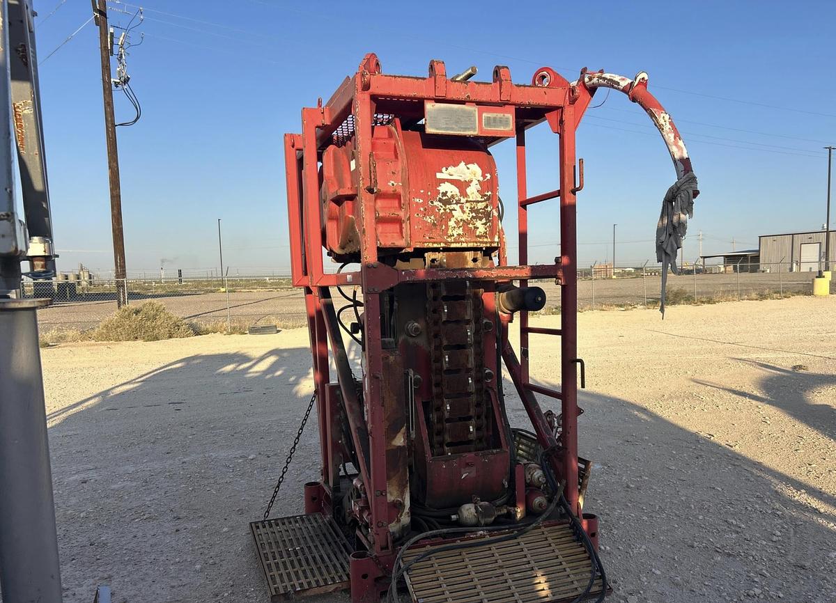 Used 2008 Hydra Rig HR-580 Injector Equipment