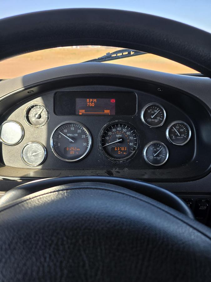 Used 2013 Peterbilt Extreme Wireline Truck