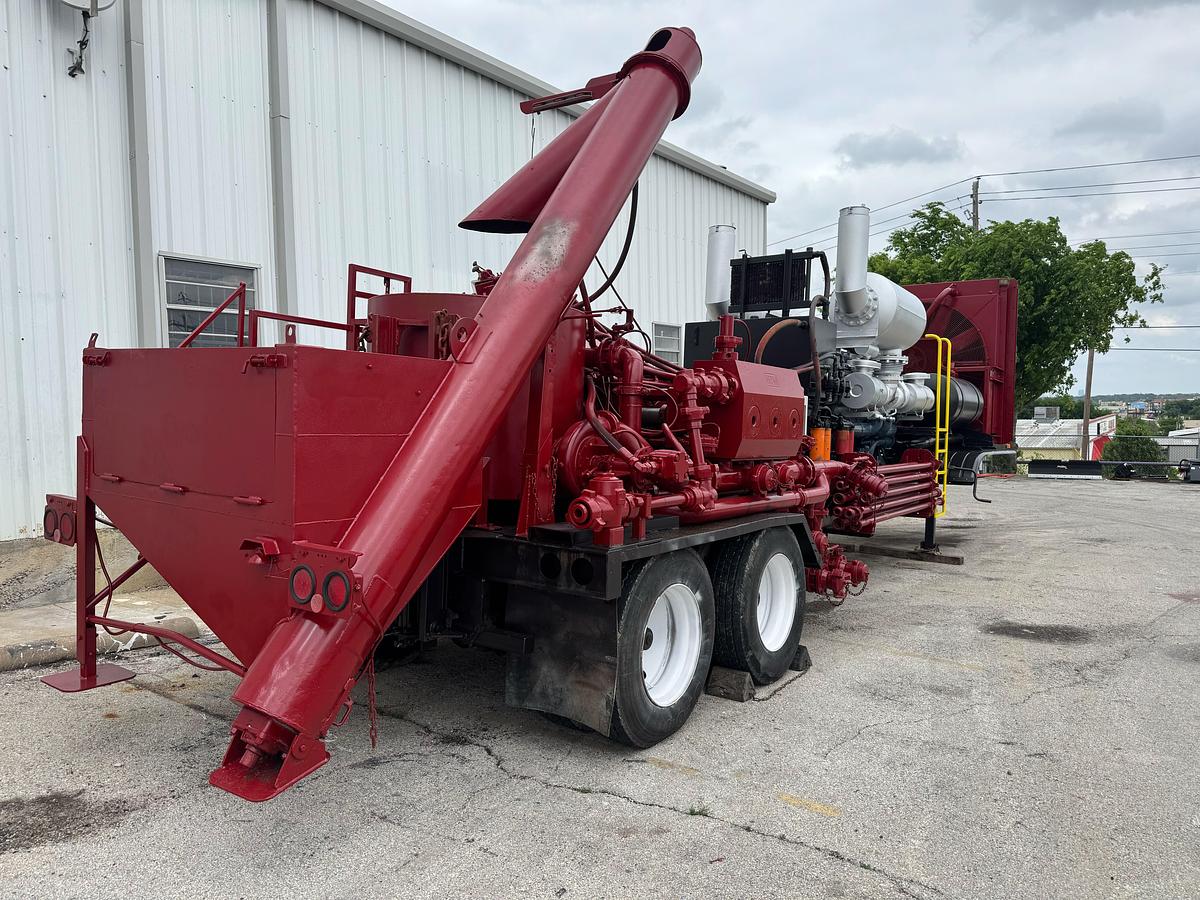 Used Blender with SPM 2250 HP Triplex Pump, Detroit 16V Engine & Allison Transmission