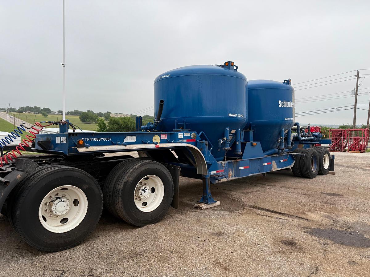 Used 1981 Clark DDT Bulk Trailer