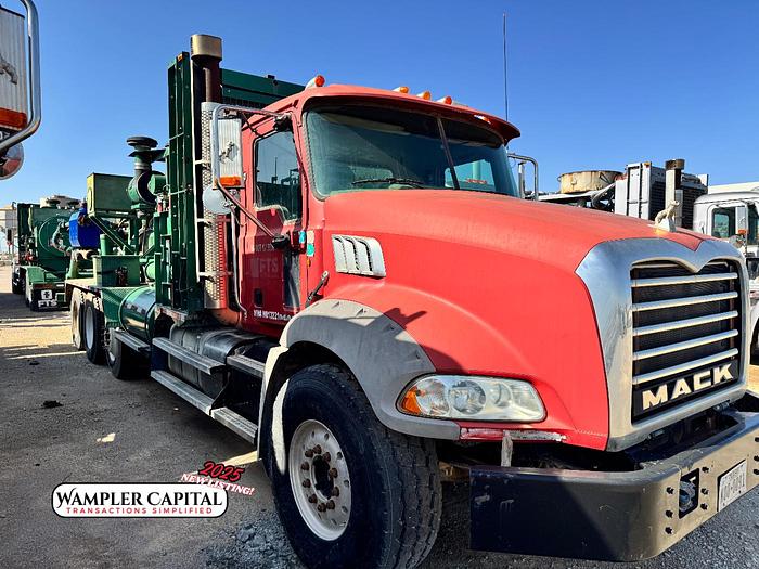 Used 2006 Mack High-Pressure Frac Pump Truck - GU813