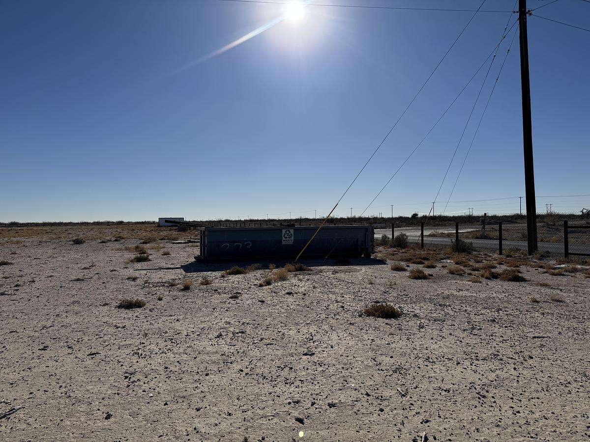 Used REAL ESTATE - 5 ACRES - PECOS, TEXAS