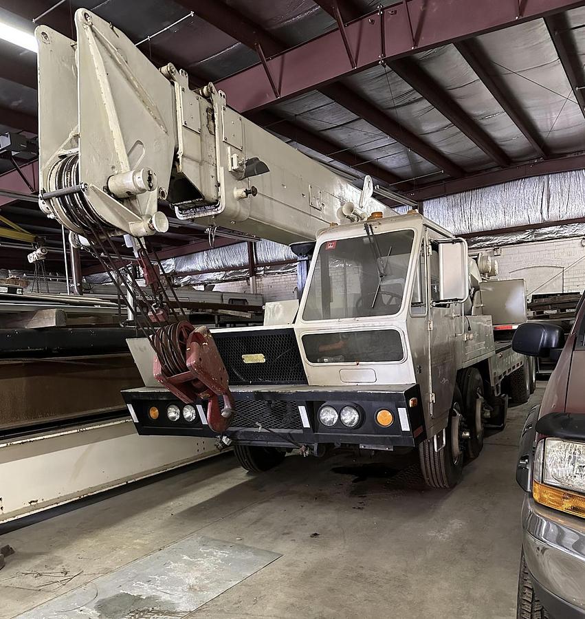 Used 1973 P&H T250 - 80' Boom, 25' Jib