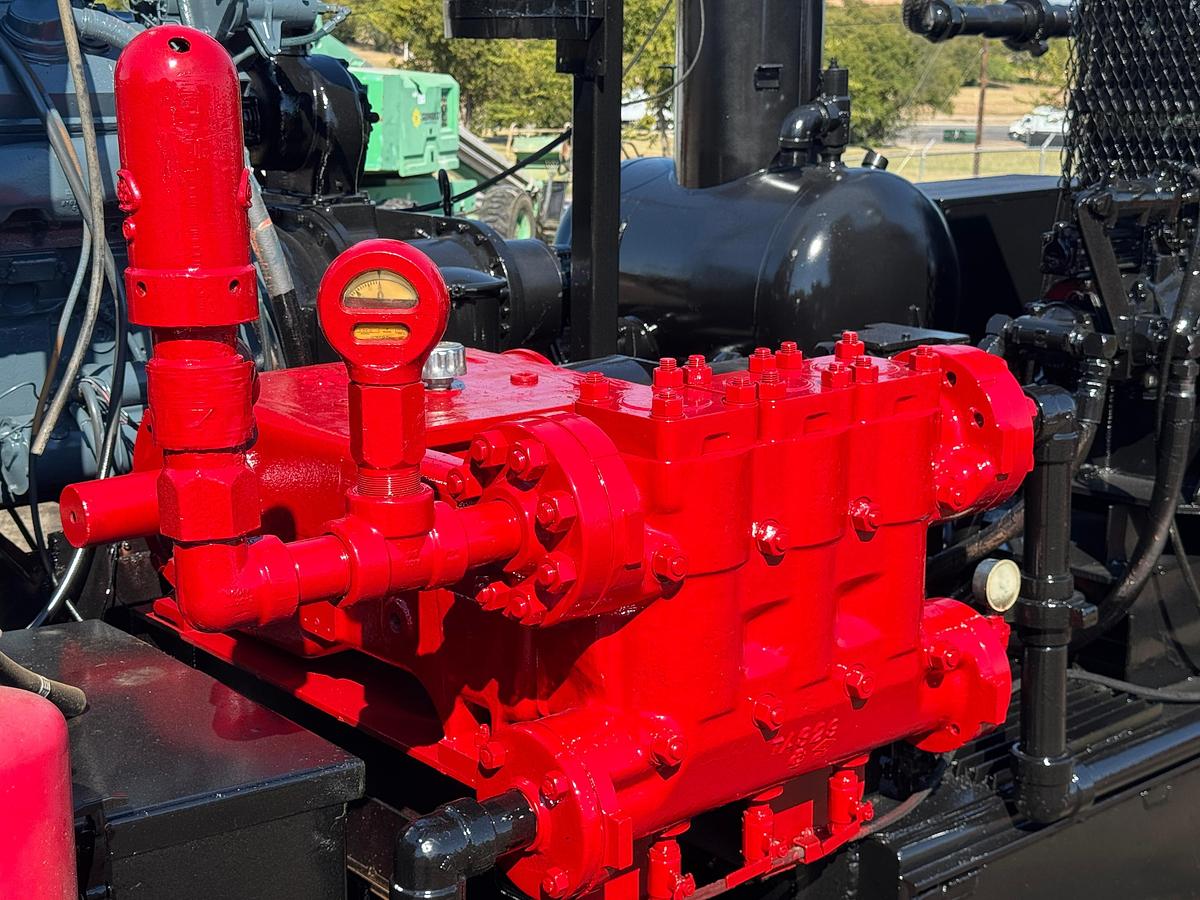 Used 1995 Air Foam Homemade Unit