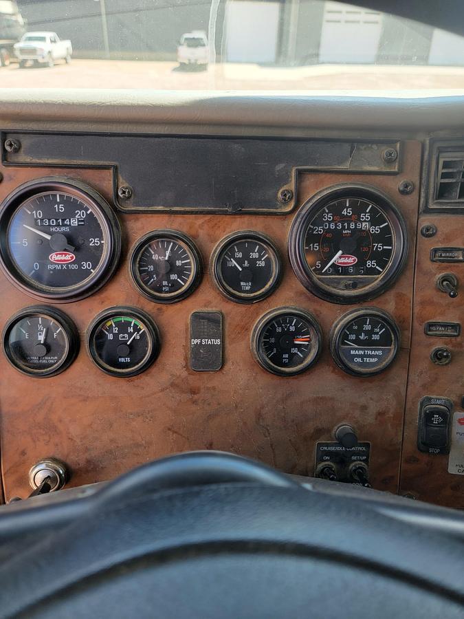 Used 2006 Peterbilt E-Line Truck