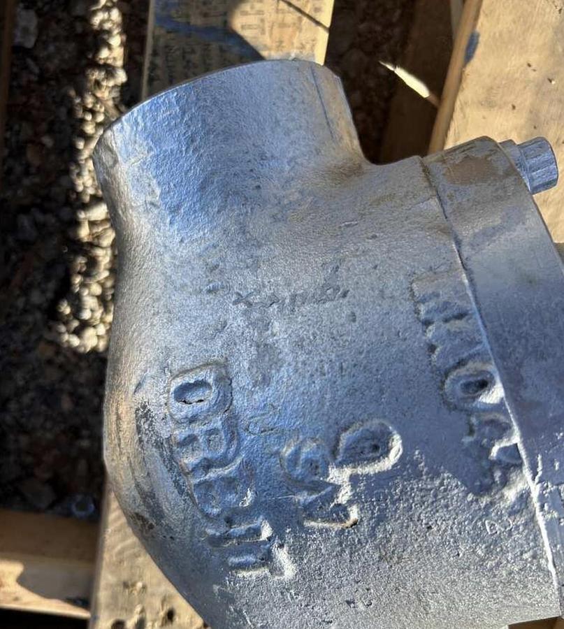 Used (1) Barton 2 1/16" 2K, (1) Orbit 2 1/16" 2K, (1) Omni 2 9/16" 5K, (1) AOP 2 1/16" 2K, (1) Hughes 2" Valves