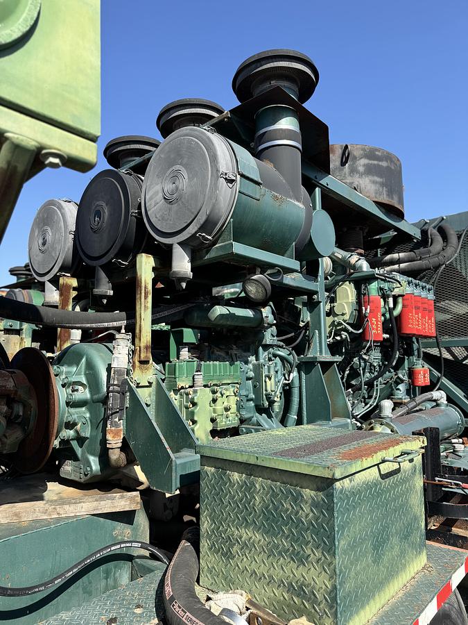 Used 2011 Mack High-Pressure Frac Pump Truck - GU813