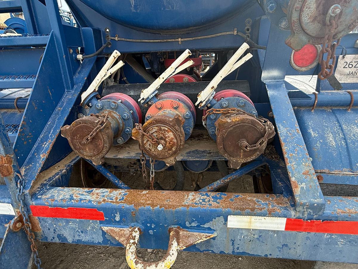 Used 2013 Worley 5,000-Gal Transport Trailer