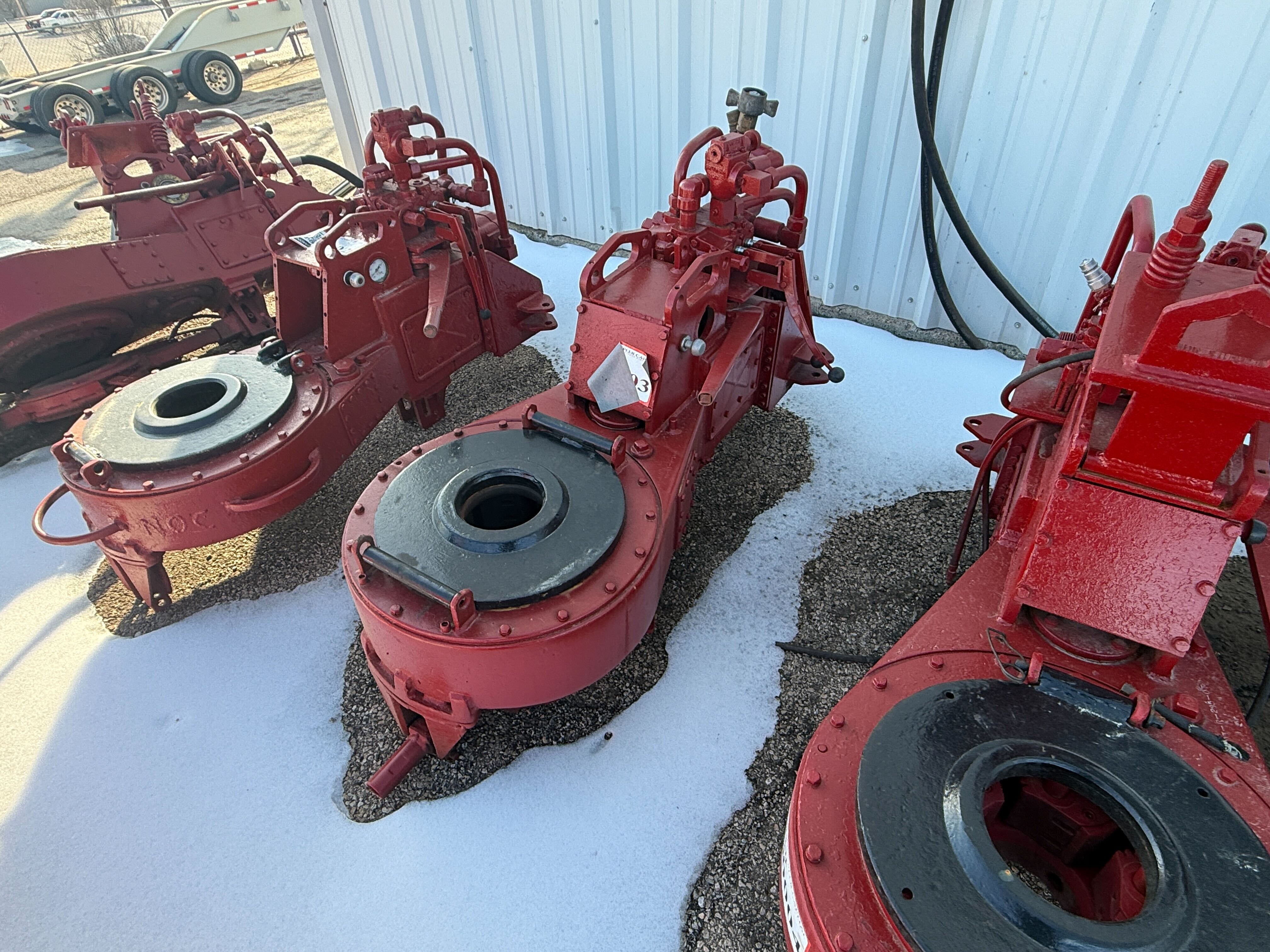 Used Foster 58-93R Hydraulic Tubing Tongs