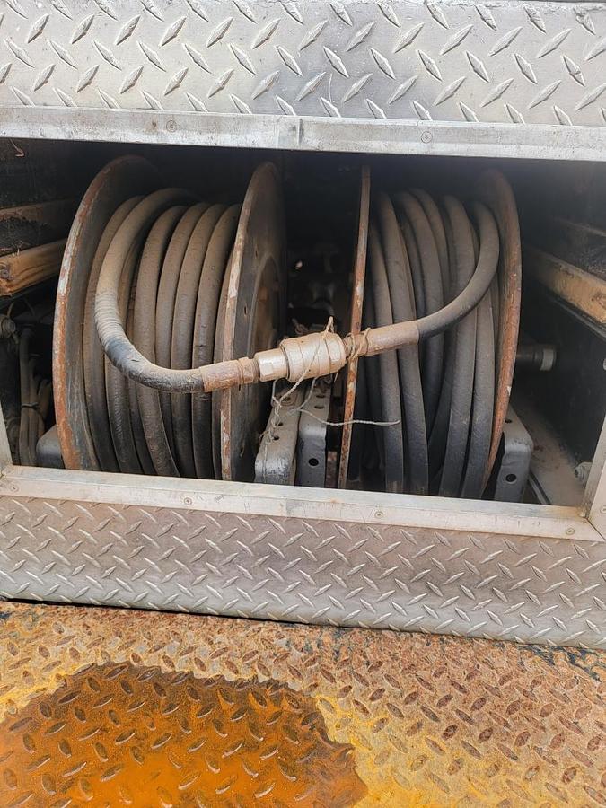 Used 2013 Peterbilt Extreme Wireline Truck