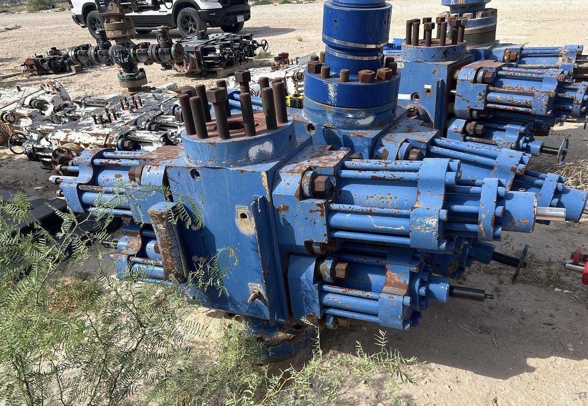 Used 2011 Texas Oil Tools ES56-N569YL Blowout Preventer