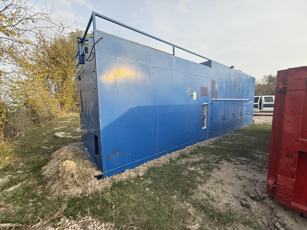 Used DS 320 4-Station Closing Unit