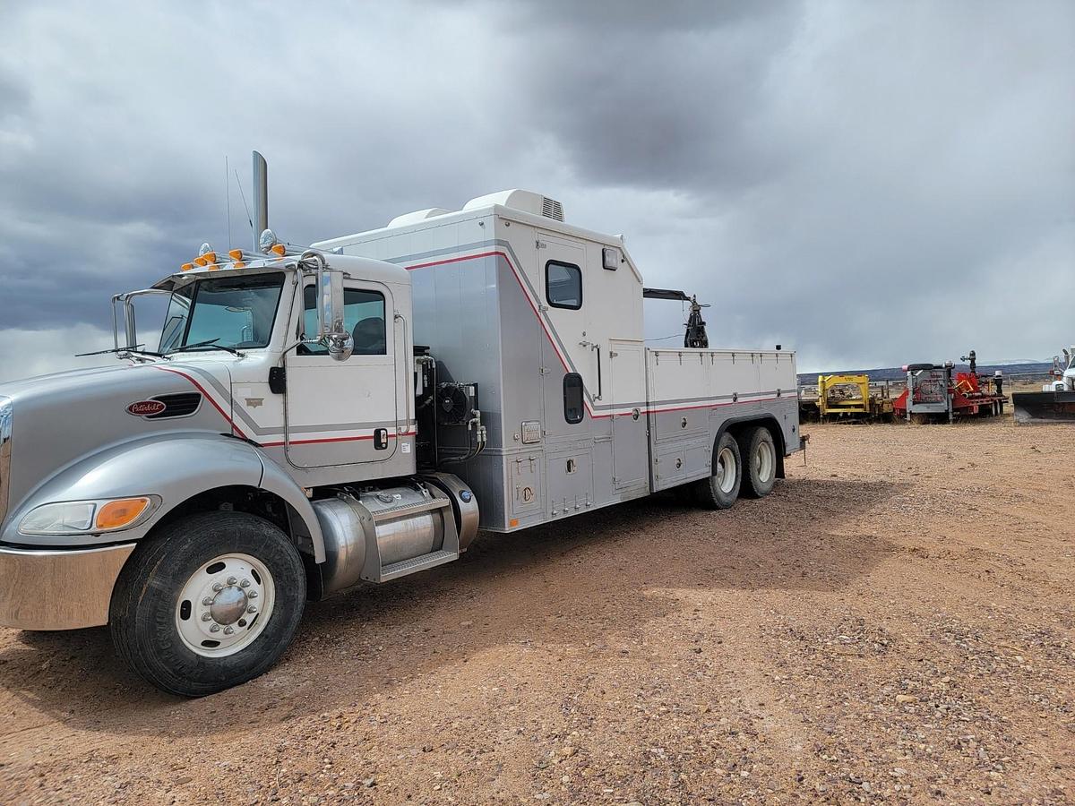 Used 2013 Peterbilt Extreme Wireline Truck