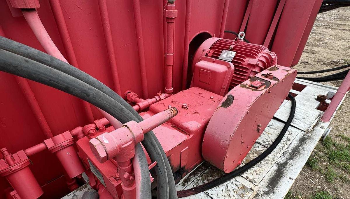 Used BPMF 7-STATION 12-BOTTLE 120-GALLON Triplex Accumulator Pump