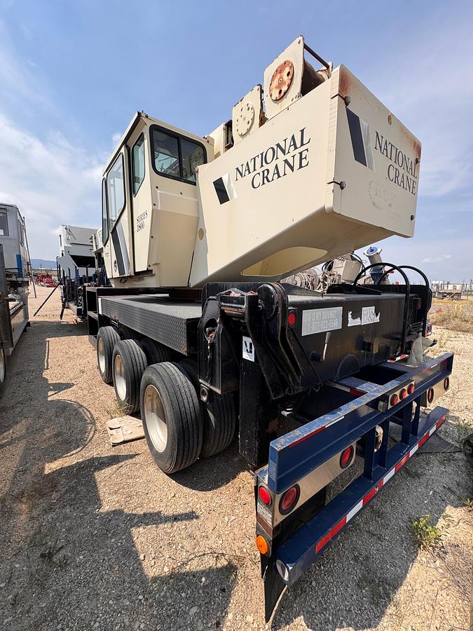 Used 2008 National 1800 Series 40 Ton Crane Trailer