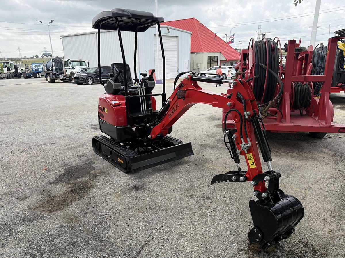 Used 2026 Sdlanch SDEE22 Excavator - BRAND NEW!