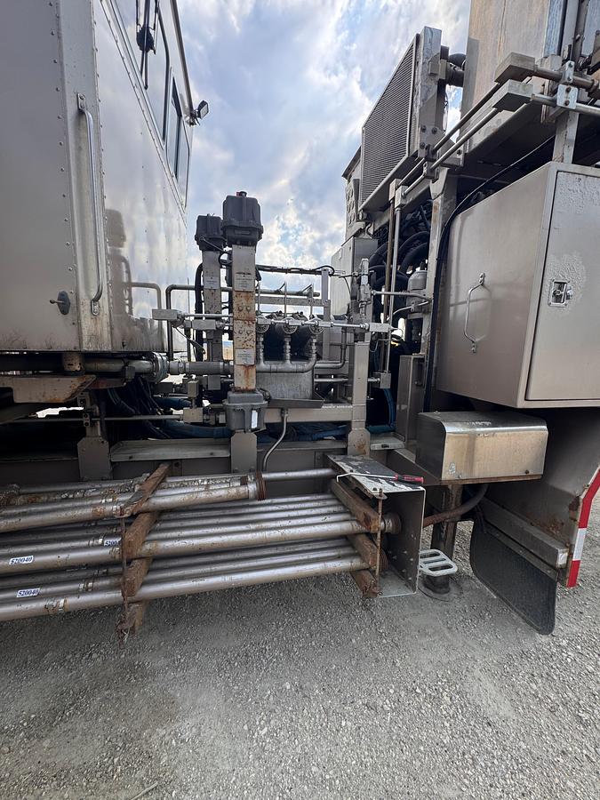Used 2006 Aspen 42ft Tri-Axle Drop Deck Non-Fired Nitrogen Pumping Trailer