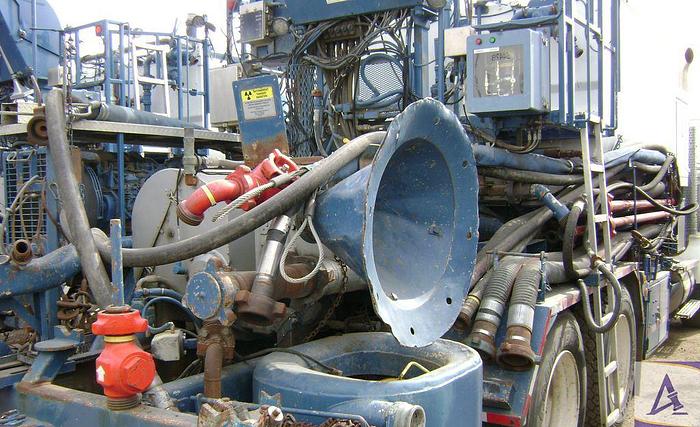 Used 2001 KENWORTH T800 T/A Body Load Cement Pump Truck for Sale in Red ...