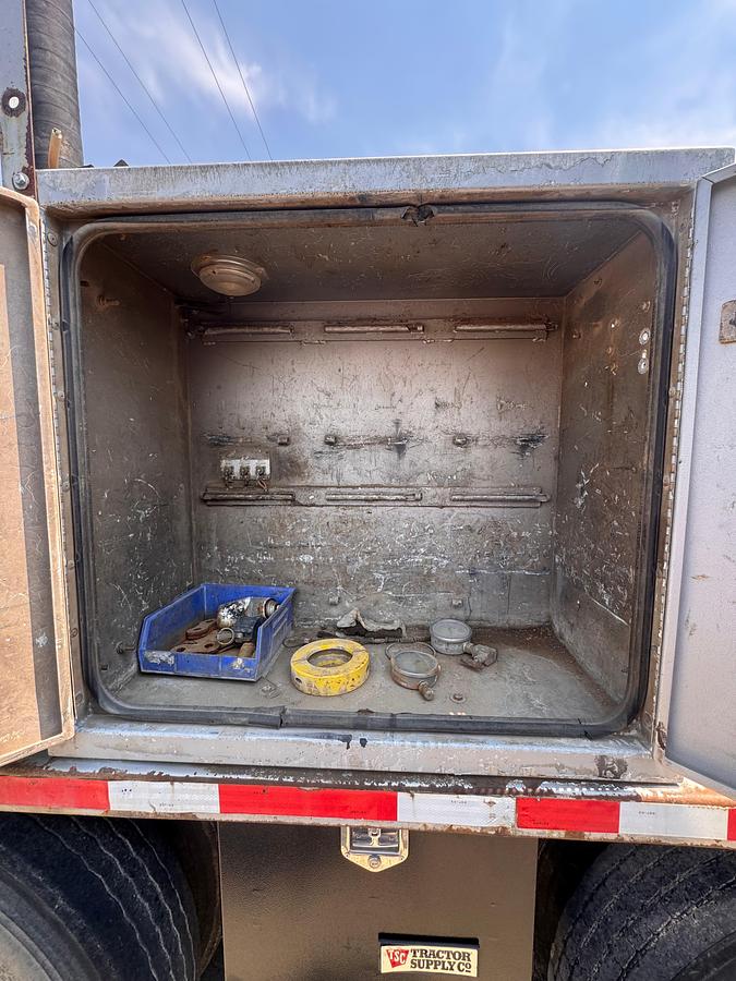 Used 2004 NOV HydraRig Coil Tubing Support Trailer - Hose Reels - Control Cabin!